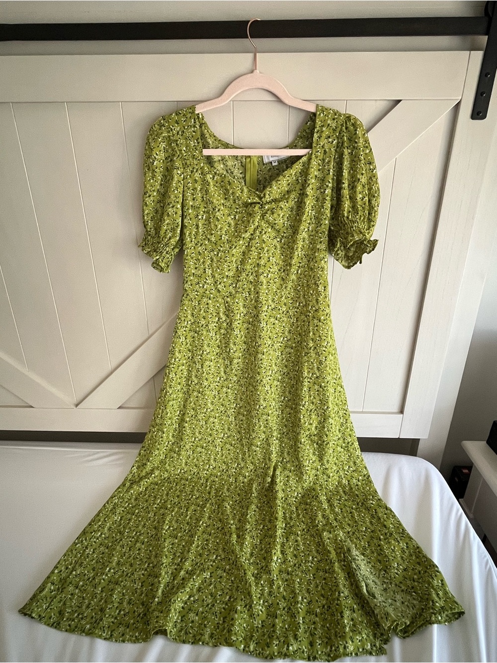 RIHOAS Green Floral Midi Dress with Puff Sleeves